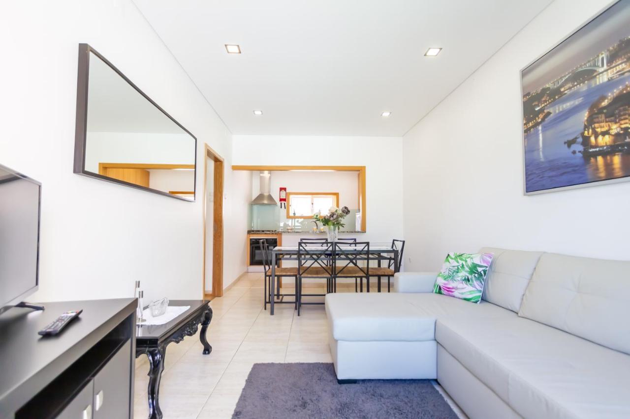 Apartamento Mar & Sol โปโว เดอ วาร์ซิม ภายนอก รูปภาพ